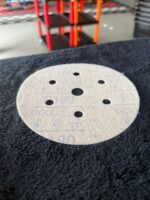 Disco de Lixa Hookit Ouro 236U G-180 152m 7 Furos - 3M - Imagem 2