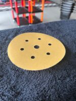 Disco de Lixa Hookit Ouro 216U G-220 152m 7 Furos - 3M